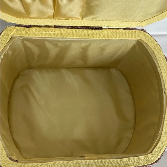 Colorful Woven Sewing Basket - Picture 6 of 10